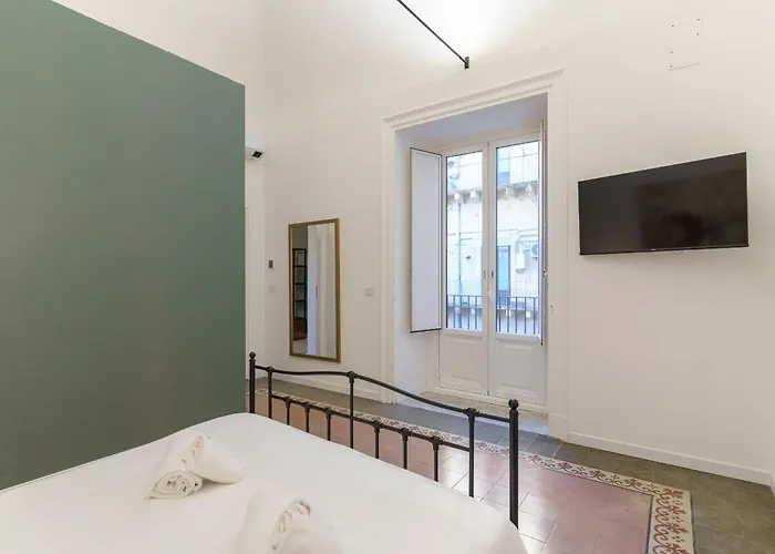Kleosuites 4*