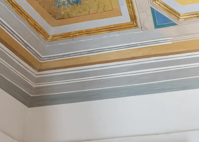 Kleosuites Nocleg ze śniadaniem 4*