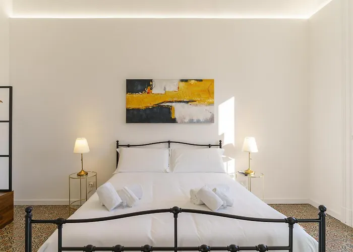 Nocleg ze śniadaniem Kleosuites 4*