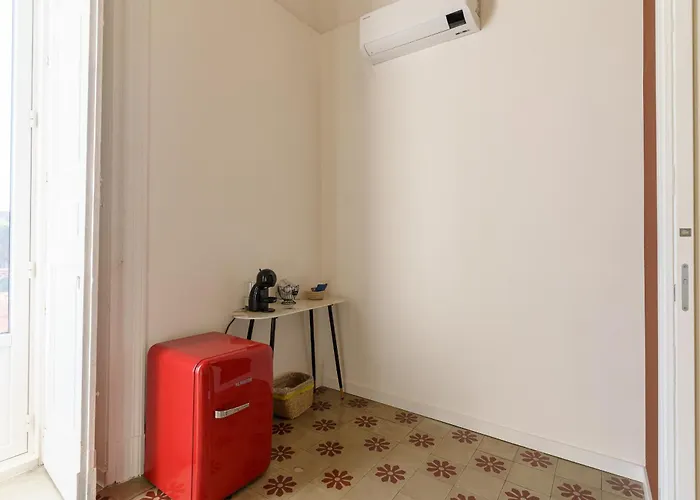 Nocleg ze śniadaniem Kleosuites 4*
