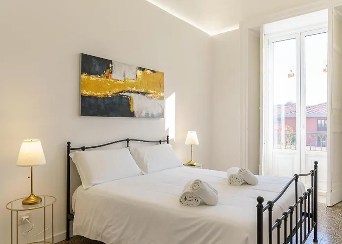 Nocleg ze śniadaniem Kleosuites 4*