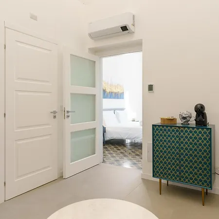 Kleosuites לינה וארוחת בוקר