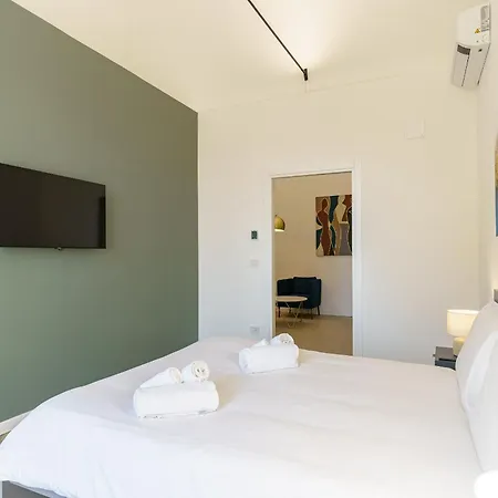 Kleosuites לינה וארוחת בוקר 4*