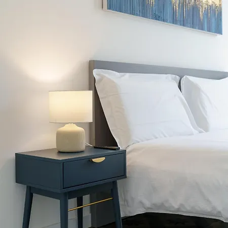 לינה וארוחת בוקר Kleosuites קטאניה