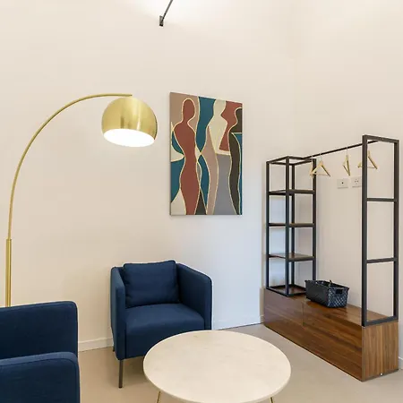 Kleosuites לינה וארוחת בוקר