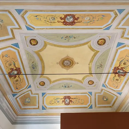 לינה וארוחת בוקר Kleosuites קטאניה
