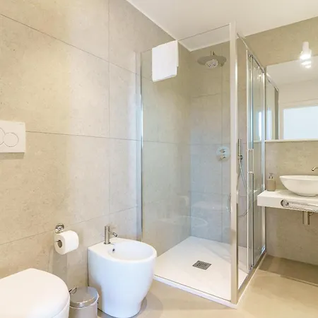לינה וארוחת בוקר Kleosuites
