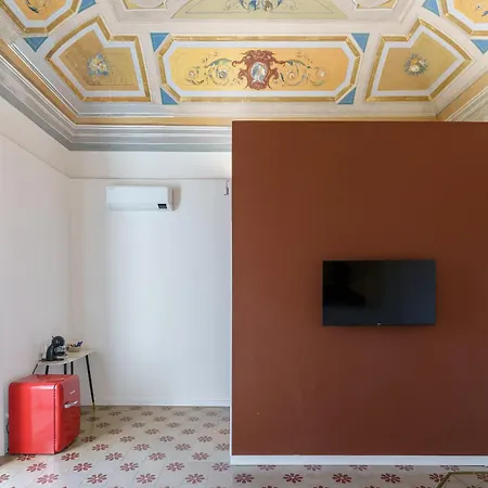 לינה וארוחת בוקר Kleosuites
