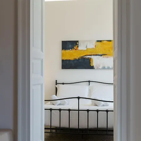 Kleosuites 4* קטאניה