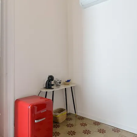 Kleosuites לינה וארוחת בוקר
